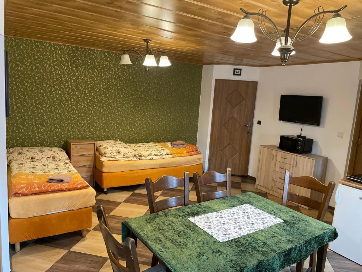 Apartments Ve Dvore Вельке-Карловице Экстерьер фото
