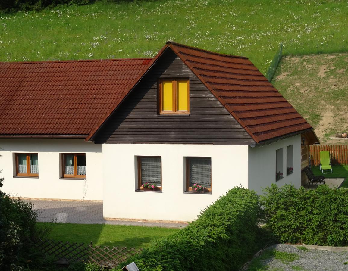 Apartments Ve Dvore Вельке-Карловице Экстерьер фото